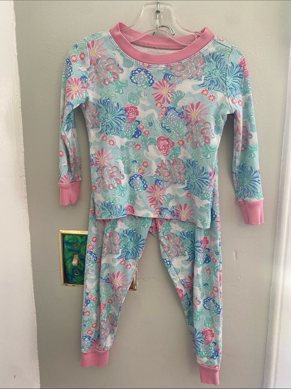 Lilly Pulitzer pottery barn kids Pastel Floral Pajama Set with Pink Trim